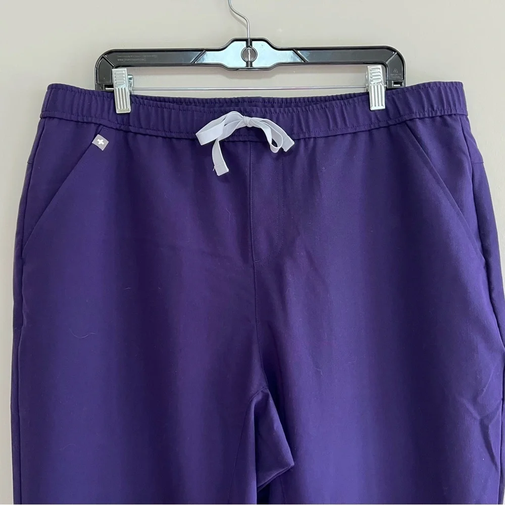 FIGS NWT Men’s Tansen Jogger Scrub Pants in RARE Dark Purple (PO #4994), XXL